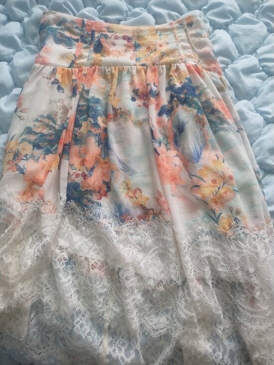 Anthropolgie Dresses & Skirts - Asymmetrical lace trim floral skirt Anthropolgie